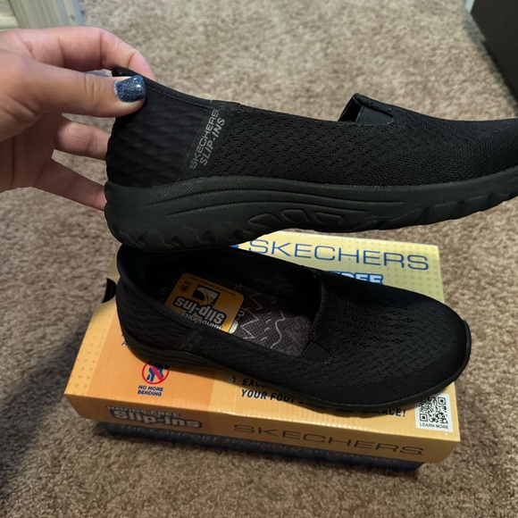 Black slip on shoes - Picture 10 of 12